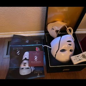 Predire Paris LED mask like new in box MSRP’s for $6000